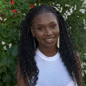 Meet your Posher, Karina